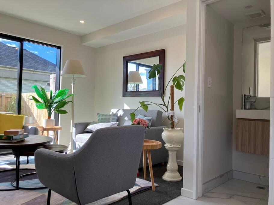 2-Bedroom Ensuite, Close To City, Comfortable, Accessible With Own Parking Christchurch Zewnętrze zdjęcie