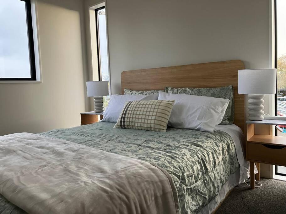 2-Bedroom Ensuite, Close To City, Comfortable, Accessible With Own Parking Christchurch Zewnętrze zdjęcie